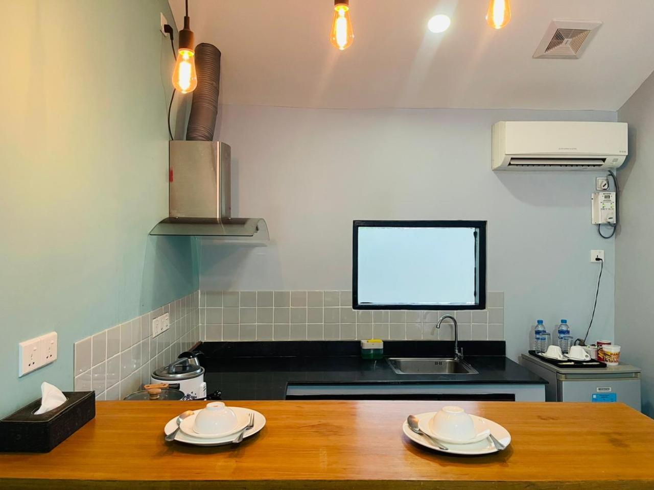 Wh Hotel & Service Apartment Thanlyin Exterior foto